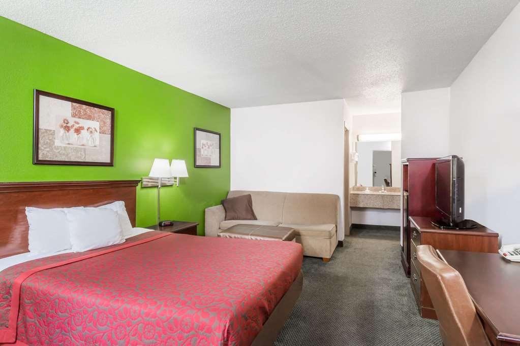 Days Inn By Wyndham Raleigh Glenwood-Crabtree Rom bilde