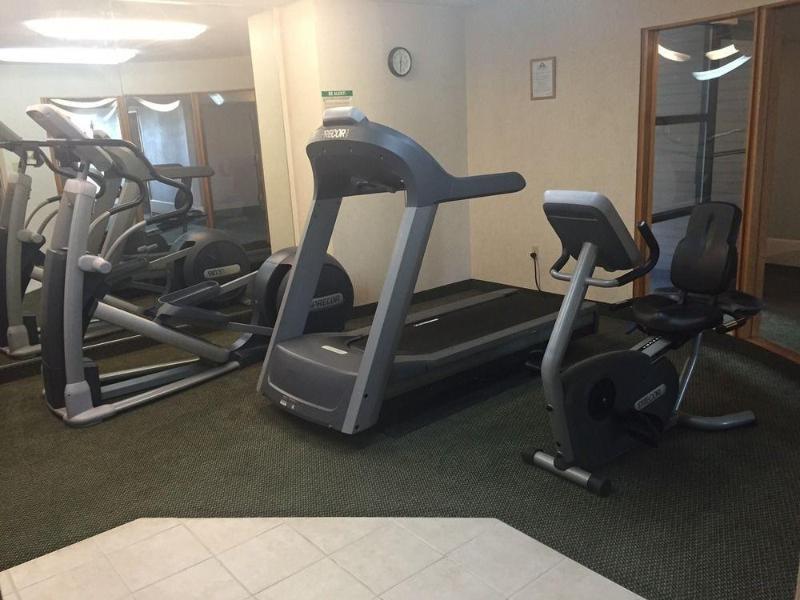 Days Inn By Wyndham Raleigh Glenwood-Crabtree Eksteriør bilde