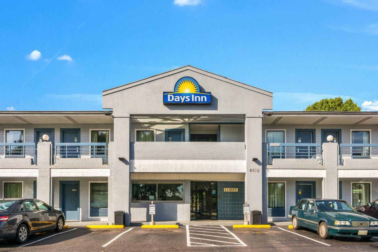 Days Inn By Wyndham Raleigh Glenwood-Crabtree Eksteriør bilde